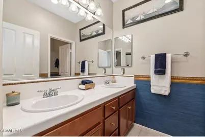 13885 Swift Run Street, Moorpark, CA 93021 - Photo 29