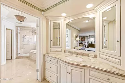 5037 Lakeview Canyon Road, Westlake Village, CA 91362 - Photo 19