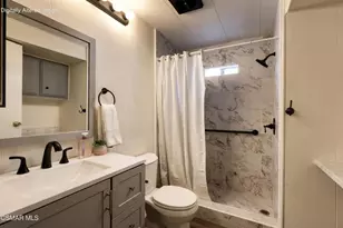 2116 Skinner Ct, Thousand Oaks, CA 91362 - Photo 7