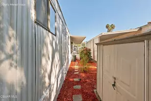 2116 Skinner Ct, Thousand Oaks, CA 91362 - Photo 17