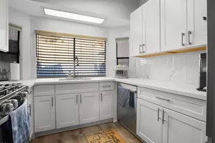 31938 Cinnabar Ln, Castaic, CA 91384 - Photo 17