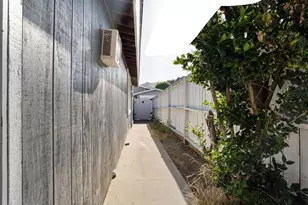 31938 Cinnabar Ln, Castaic, CA 91384 - Photo 27