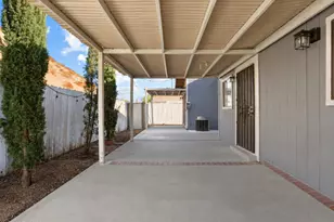 31938 Cinnabar Ln, Castaic, CA 91384 - Photo 29