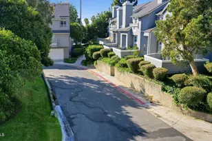 1086 Stravinsky Ln, Ventura, CA 93003 - Photo 37