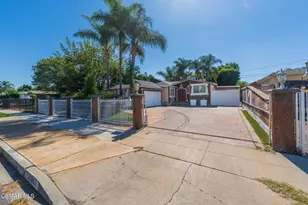 20342 Hartland St, Canoga Park, CA 91306 - Photo 1