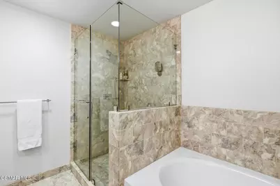 4541 Colfax Avenue #101, Studio City, CA 91602 - Photo 23