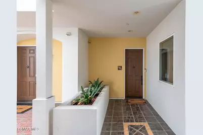 4541 Colfax Avenue #101, Studio City, CA 91602 - Photo 5