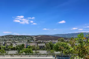 1893 Clarkia St, Simi Valley, CA 93065 - Photo 53