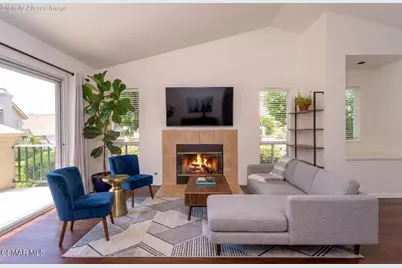 275 Ridgeton Lane #B, Simi Valley, CA 93065 - Photo 5