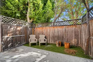 9906 Owensmouth Ave, Chatsworth, CA 91311 - Photo 13