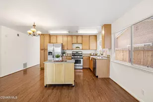 1702 Burning Tree Dr, Thousand Oaks, CA 91362 - Photo 11