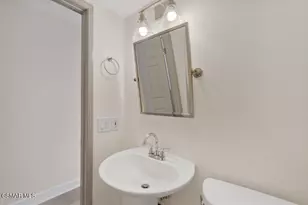 7631 Wiscasset Dr, Canoga Park, CA 91304 - Photo 21
