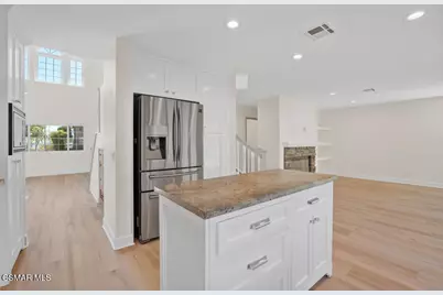 7631 Wiscasset Drive, Canoga Park, CA 91304 - Photo 17