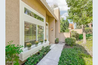 4945 Santo Drive, Oak Park, CA 91377 - Photo 5