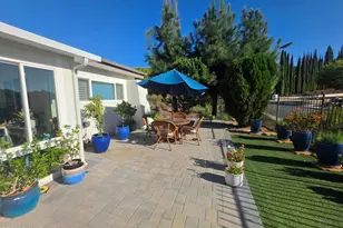 32458 Saddle Mountain Dr, Westlake Village, CA 91361 - Photo 11