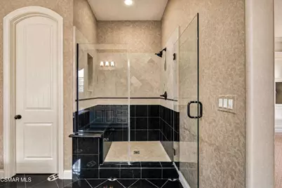 1537 Estuary Way, Oxnard, CA 93035 - Photo 33