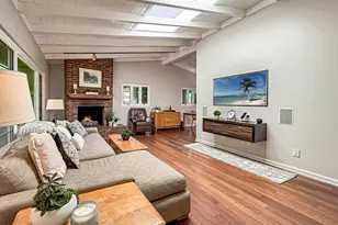 21222 Martinez St, Woodland Hills, CA 91364 - Photo 13