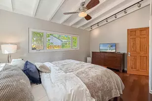 21222 Martinez St, Woodland Hills, CA 91364 - Photo 25