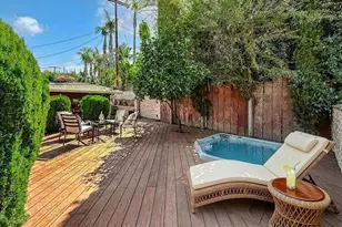 21222 Martinez St, Woodland Hills, CA 91364 - Photo 43