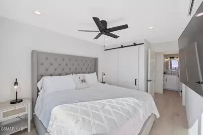 11964 Whalers Lane, Malibu, CA 90265 - Photo 25