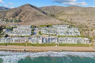 11964 Whalers Ln, Malibu, CA 90265 - Photo 39