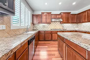 180 Brooks Ct, Simi Valley, CA 93065 - Photo 19