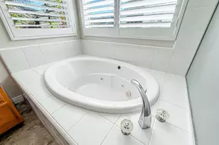 180 Brooks Ct, Simi Valley, CA 93065 - Photo 57