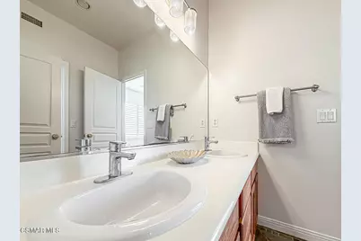 180 Brooks Court, Simi Valley, CA 93065 - Photo 41