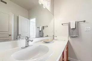 180 Brooks Ct, Simi Valley, CA 93065 - Photo 41