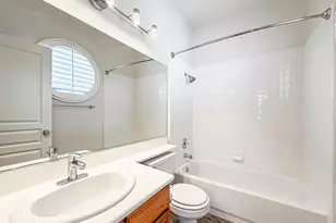 180 Brooks Ct, Simi Valley, CA 93065 - Photo 35