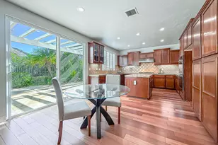 180 Brooks Ct, Simi Valley, CA 93065 - Photo 17