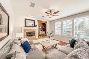 180 Brooks Ct, Simi Valley, CA 93065 - Photo 13