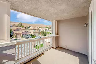 180 Brooks Ct, Simi Valley, CA 93065 - Photo 45