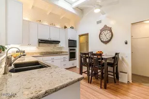784 N Woodlawn Dr, Thousand Oaks, CA 91360 - Photo 11