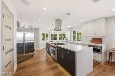 32039 Canterhill Place, Westlake Village, CA 91361 - Photo 9