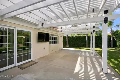 273 Locust Avenue, Oak Park, CA 91377 - Photo 47