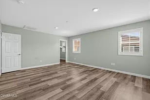 27470 Poppy Ct, Saugus, CA 91350 - Photo 17
