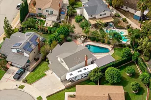 2161 Morning Glory St, Simi Valley, CA 93065 - Photo 37