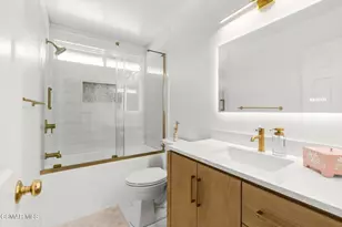 2161 Morning Glory St, Simi Valley, CA 93065 - Photo 27