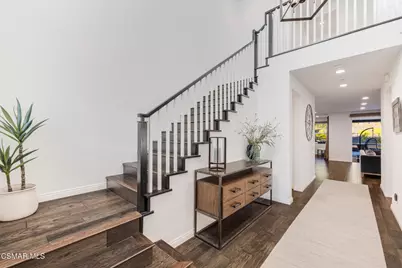 18209 Cumulus Court, Canyon Country, CA 91350 - Photo 9