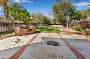 4117 Lost Springs Dr, Calabasas, CA 91301 - Photo 49