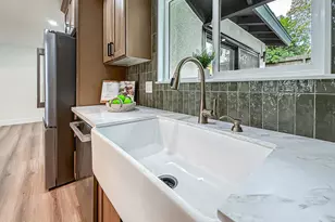 968 Tapies Ct, Newbury Park, CA 91320 - Photo 7