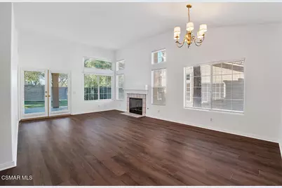 1760 Shady Brook Drive, Thousand Oaks, CA 91362 - Photo 5
