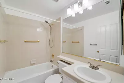 1760 Shady Brook Drive, Thousand Oaks, CA 91362 - Photo 15