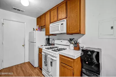 1933 Stow Street, Simi Valley, CA 93063 - Photo 27