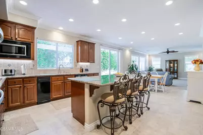 484 Via Helena, Newbury Park, CA 91320 - Photo 5