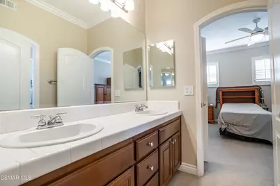 484 Via Helena, Newbury Park, CA 91320 - Photo 25