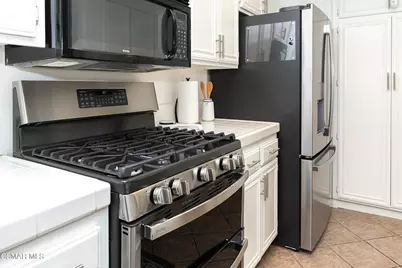630 Kingswood Lane #A, Simi Valley, CA 93065 - Photo 15