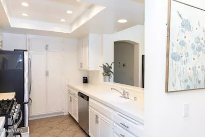 630 Kingswood Lane #A, Simi Valley, CA 93065 - Photo 11