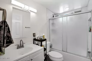 2491 N Castlemont Ct, Simi Valley, CA 93063 - Photo 19